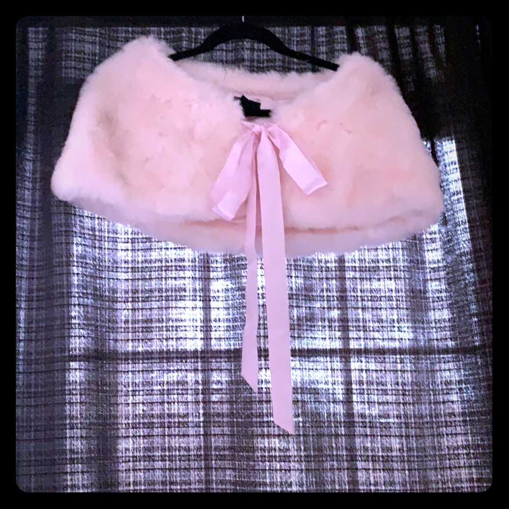 Adorable Pink Faux Fur Stole - Like New